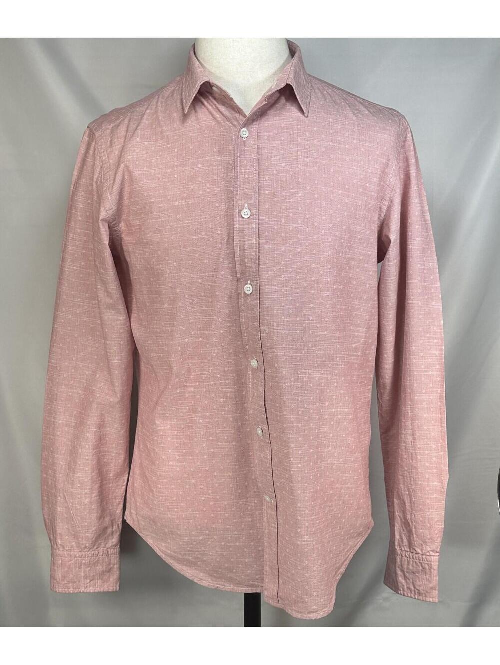 Banana Republic Custom Wash Grant Fit Button-Up Red Mens M